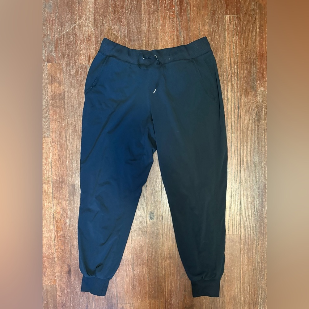 Athleta Fleece Lined Joggers - Black - Size 8